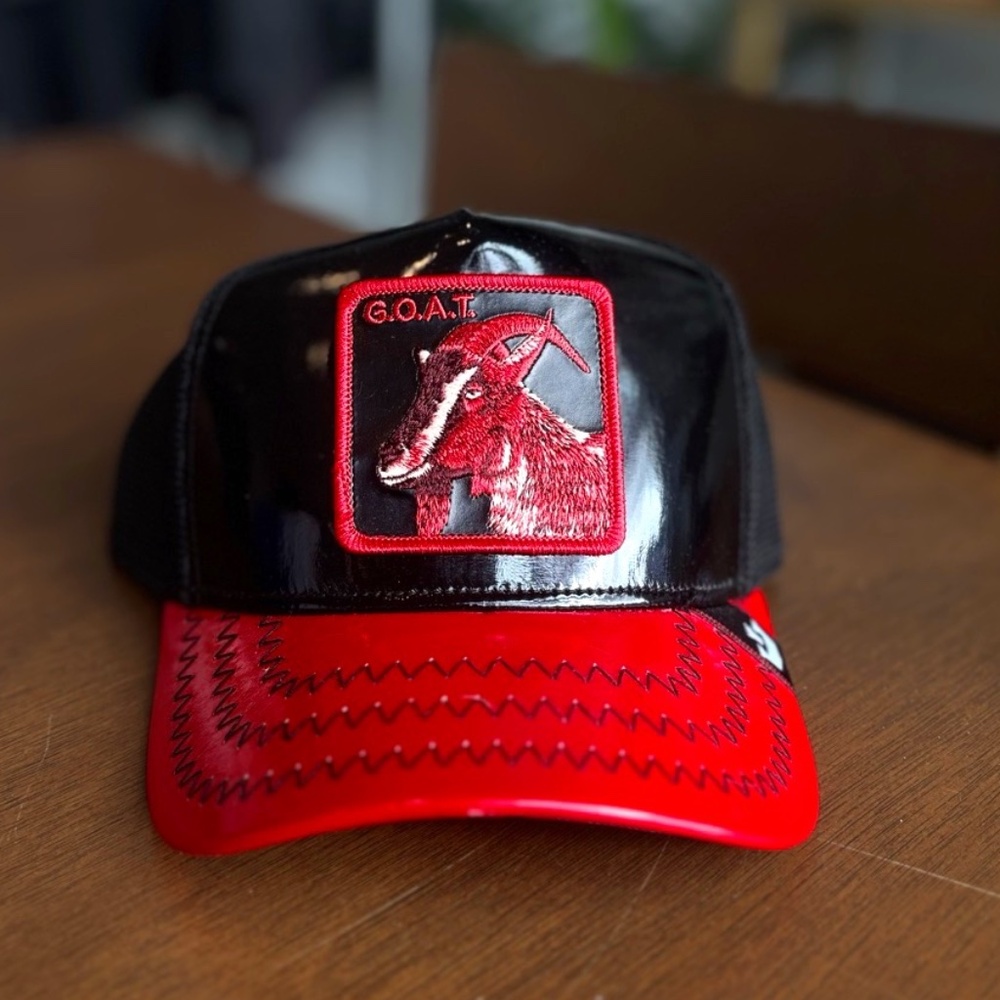 Goorin Animal Farm Trucker Baseball Snapback Hat Cap G.O.A.T. Goat McGoatFace